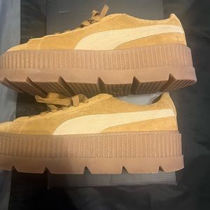 Rihanna fenty puma cleated creeper in size 11…